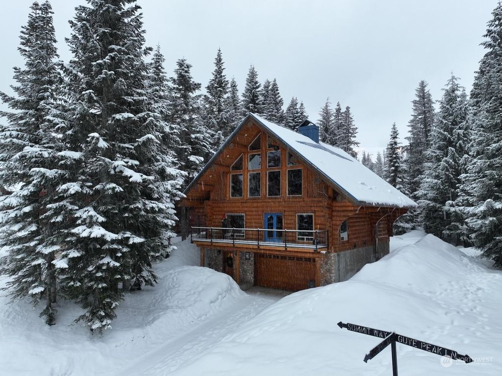 Photo of 58 Summit Way, Snoqualmie Pass, WA 98068 (MLS # 2142462)