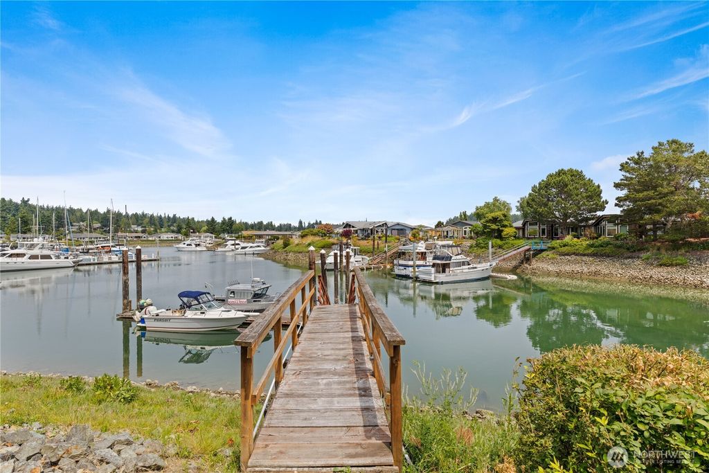 Photo of 880 Shoshone Drive, La Conner, WA 98257 (MLS # 2495337)