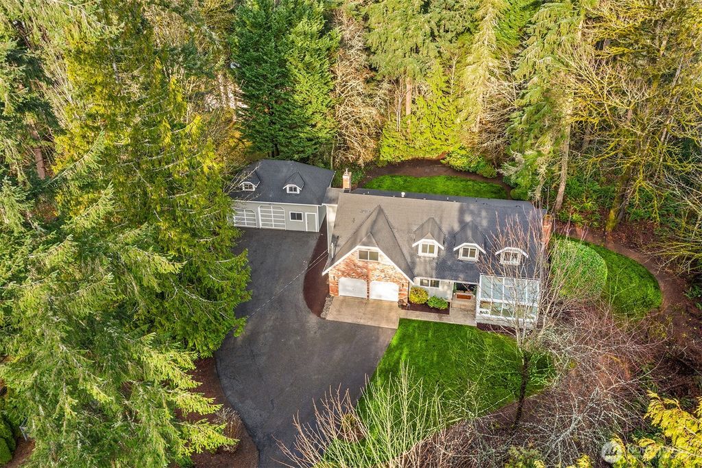 Photo of 18604 NE 189th Street, Woodinville, WA 98077 (MLS # 2468165)
