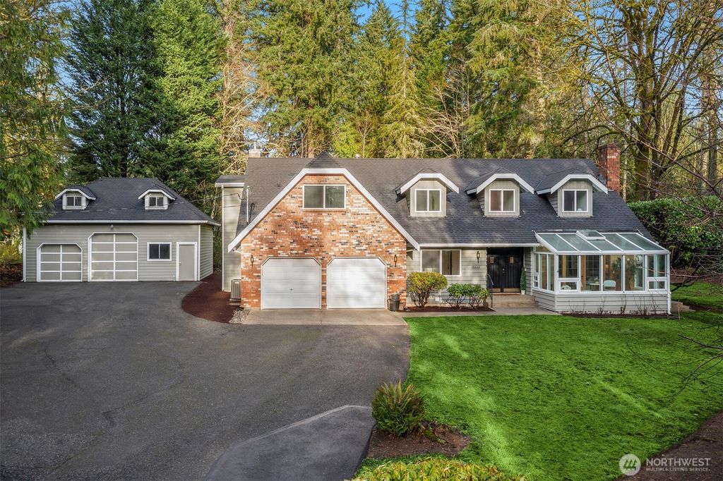Photo of 18604 NE 189th Street, Woodinville, WA 98077 (MLS # 2468165)