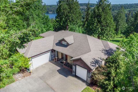 A home in Port Ludlow