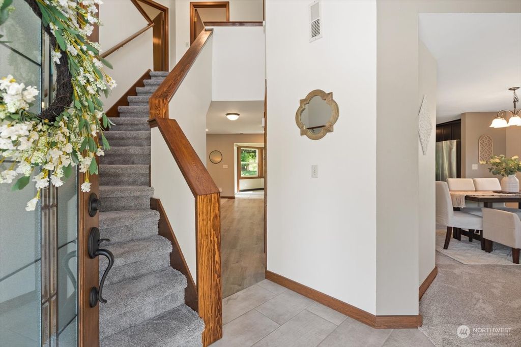 Photo of 13828 54th Avenue SE, Everett, WA 98208 (MLS # 2233137)
