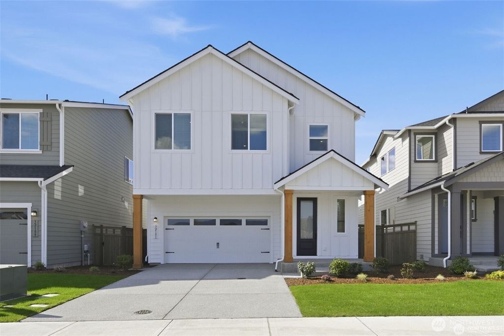 Photo of 32127 Myrtle Avenue SE, Black Diamond, WA 98010 (MLS # 2525197)
