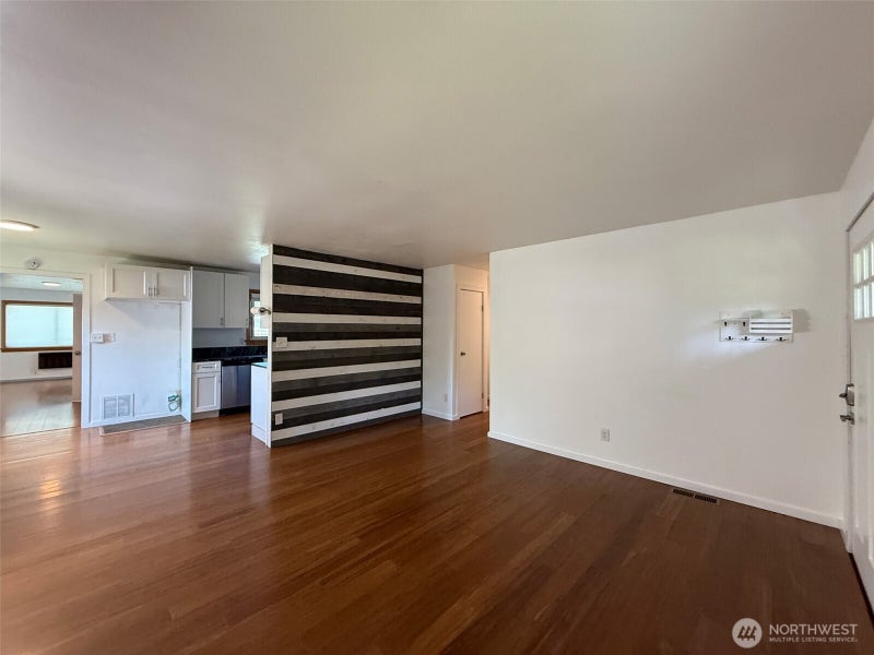 424 SW 3rd Street