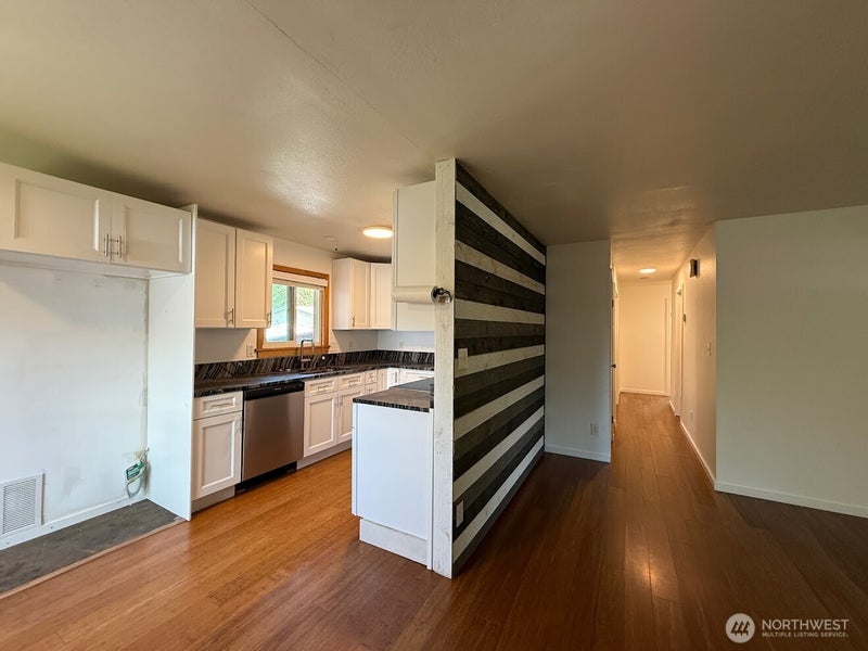424 SW 3rd Street