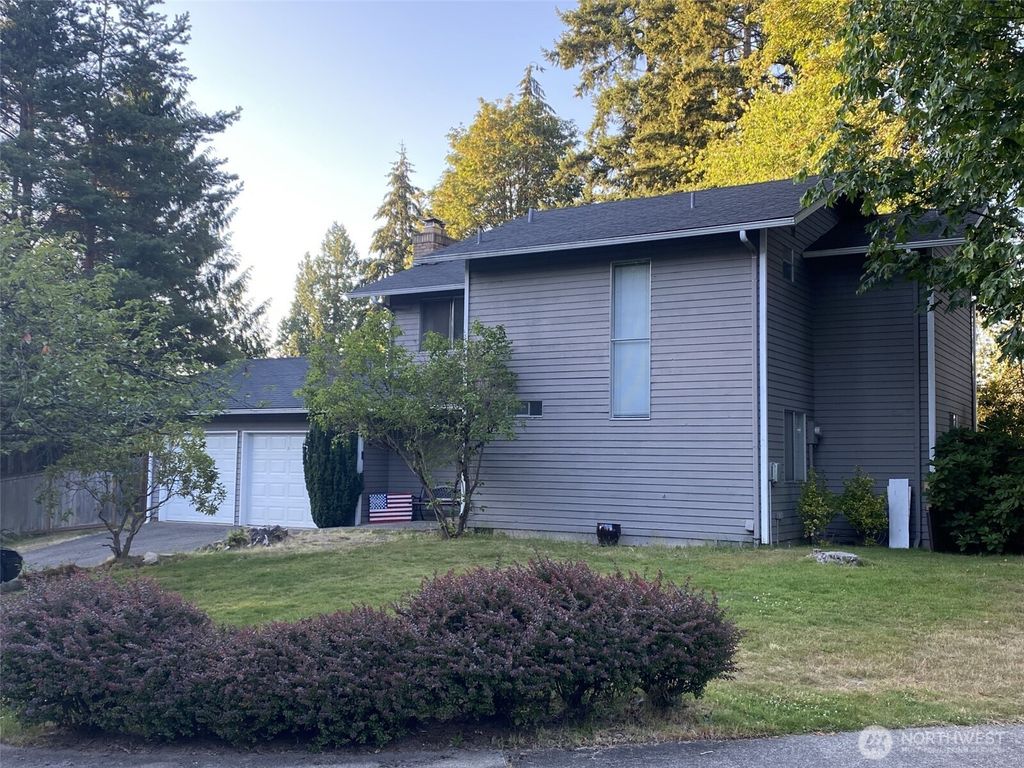 Photo of 6430 146th Avenue NE, Redmond, WA 98052 (MLS # 2524918)