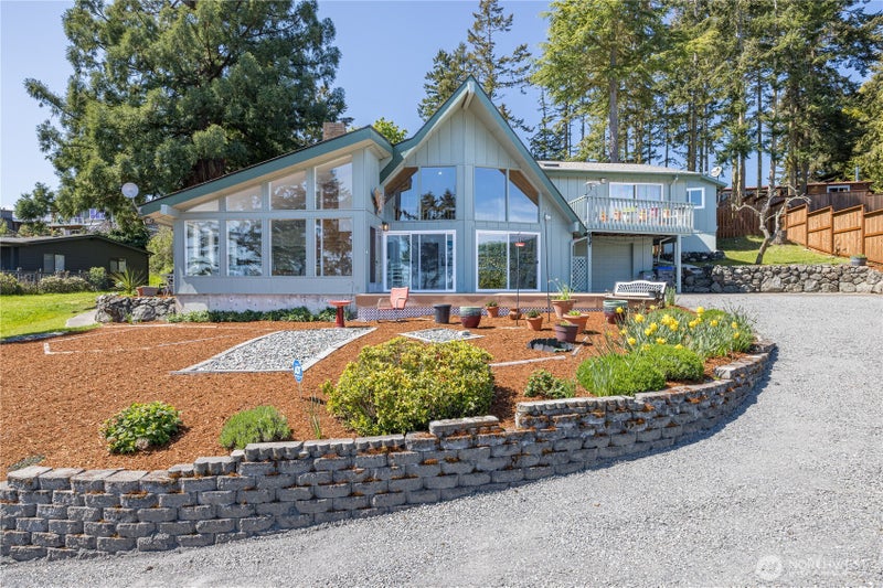 382 Discovery Way