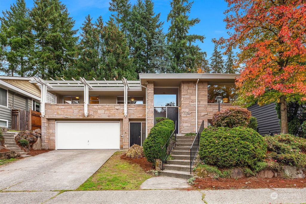 Photo of 7752 29th Avenue NE, Seattle, WA 98115 (MLS # 2166266)