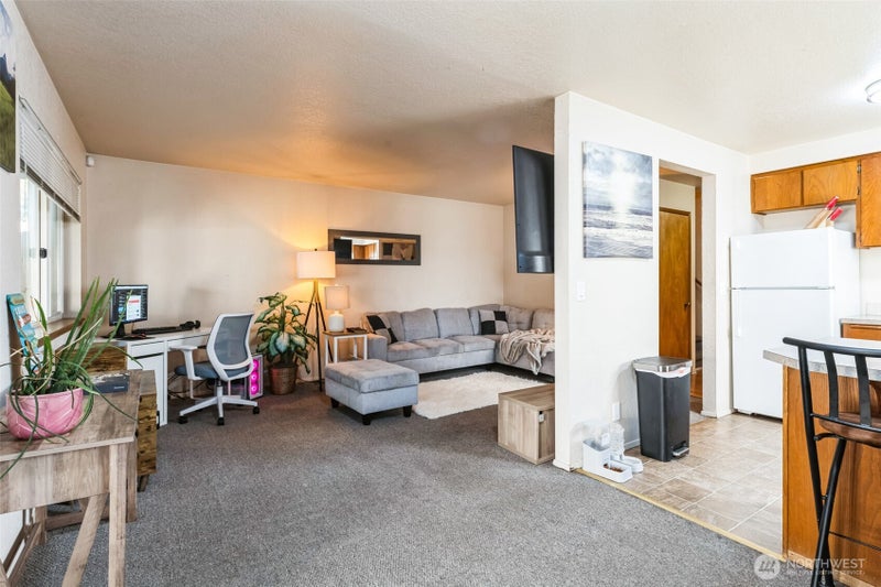 126 W Casino Road 13