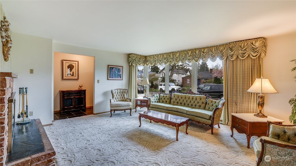 Photo of 5118 S Lucile Street, Seattle, WA 98118 (MLS # 2058909)