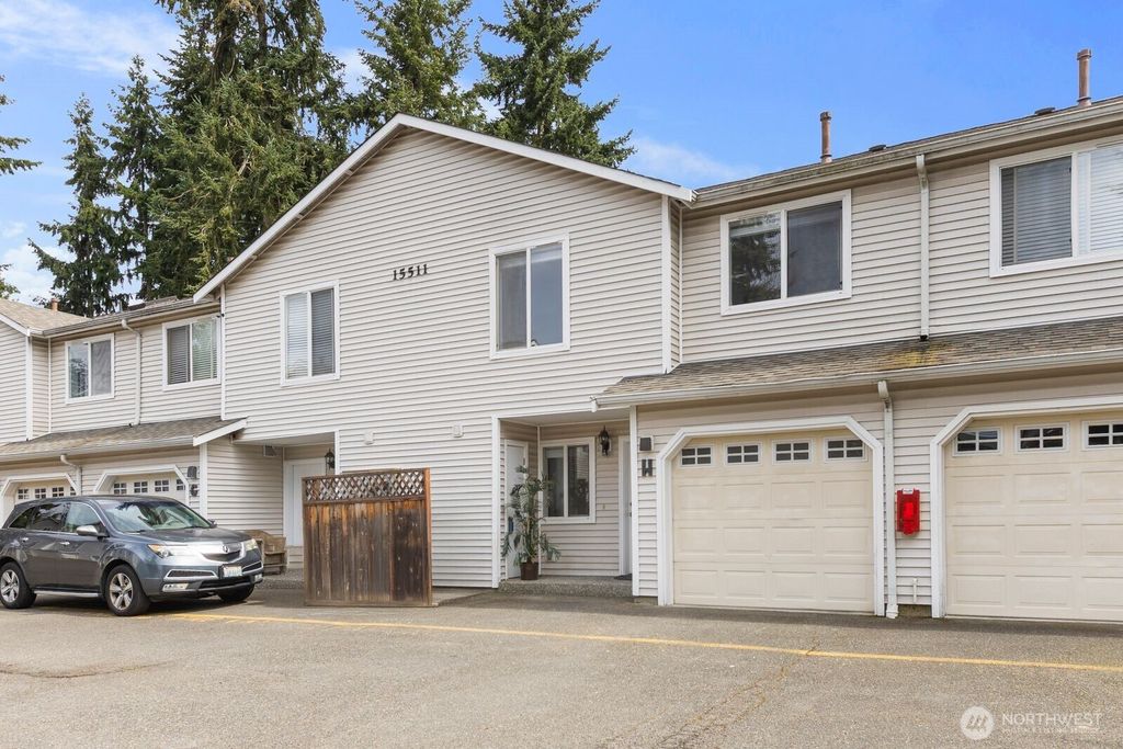 Photo of 15511 35th Avenue W #H, Lynnwood, WA 98087 (MLS # 2506272)