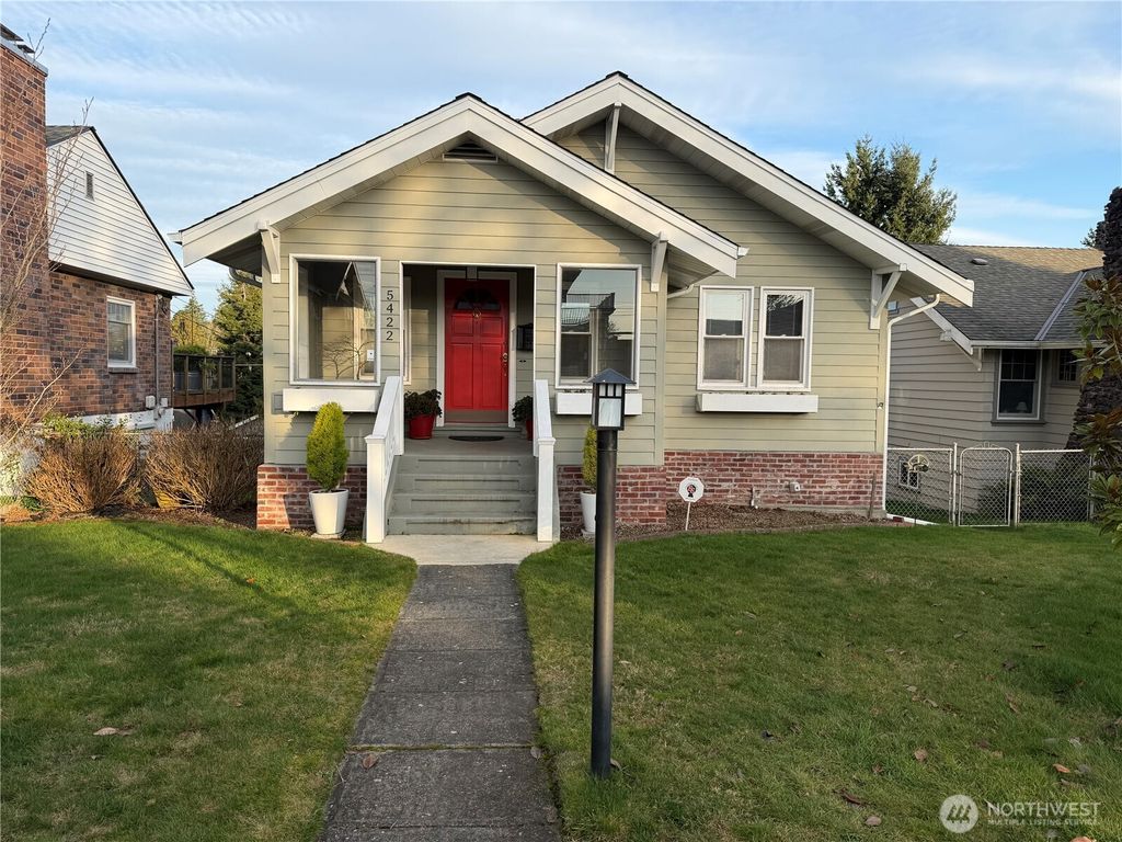 Photo of 5422 41st Avenue SW, Seattle, WA 98136 (MLS # 2477871)