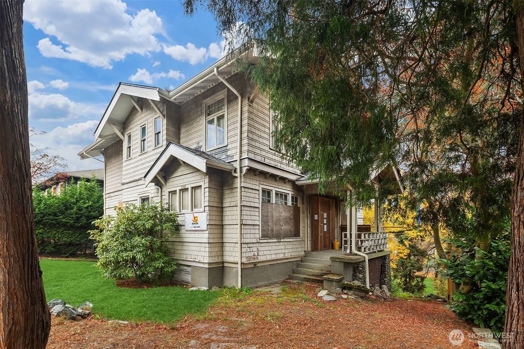 Photo of 2540 34th Avenue S, Seattle, WA 98144 (MLS # 2458636)