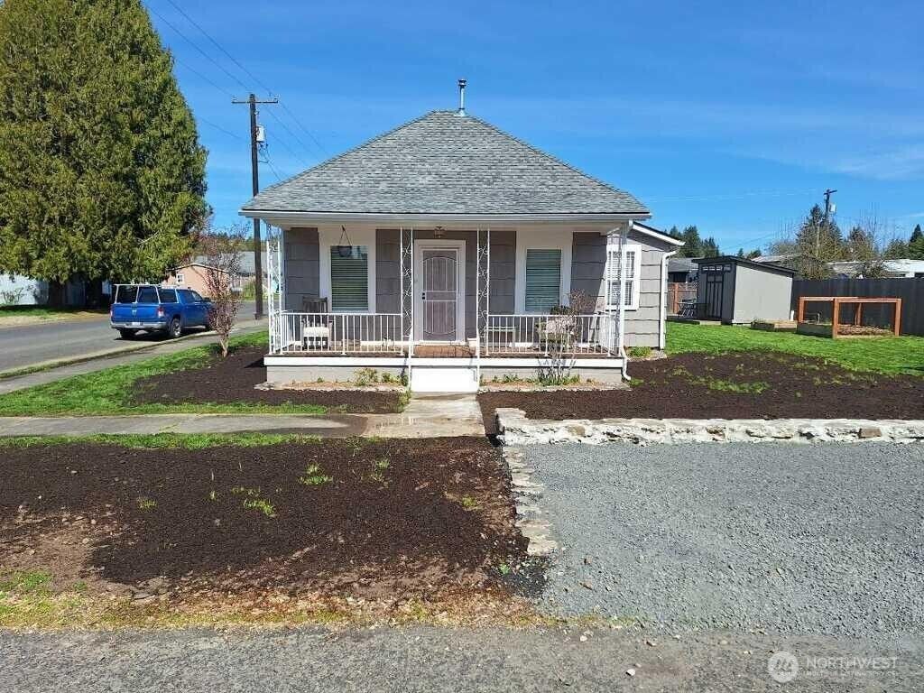 Photo of 450 Cedar Street, Toledo, WA 98591 (MLS # 2510104)