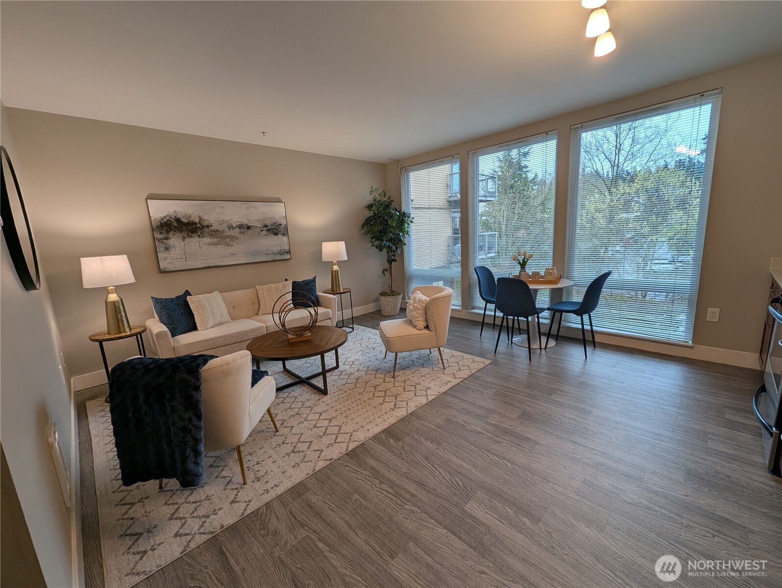 11415 Slater Avenue NE 204