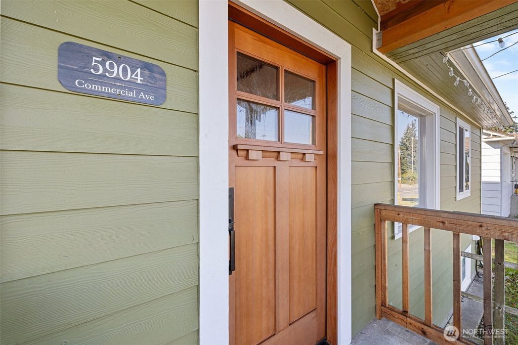 Photo of 5904 Commercial Avenue, Everett, WA 98203 (MLS # 2438362)