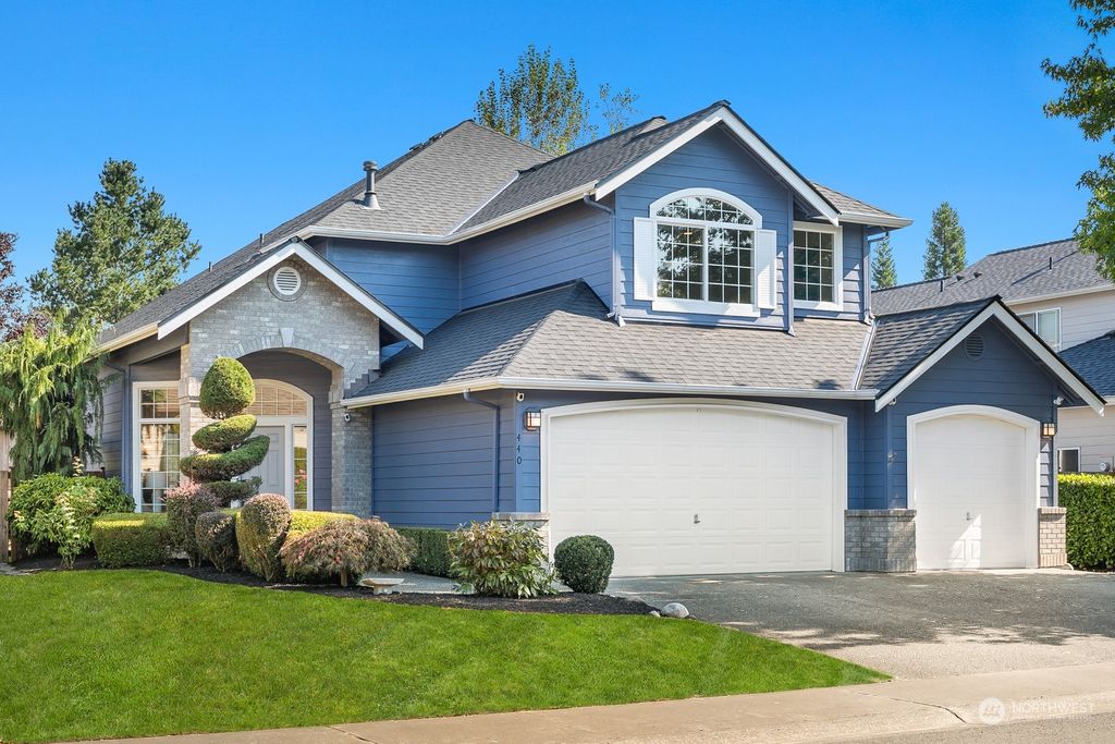 Photo of 440 237th Avenue SE, Sammamish, WA 98074 (MLS # 2002341)