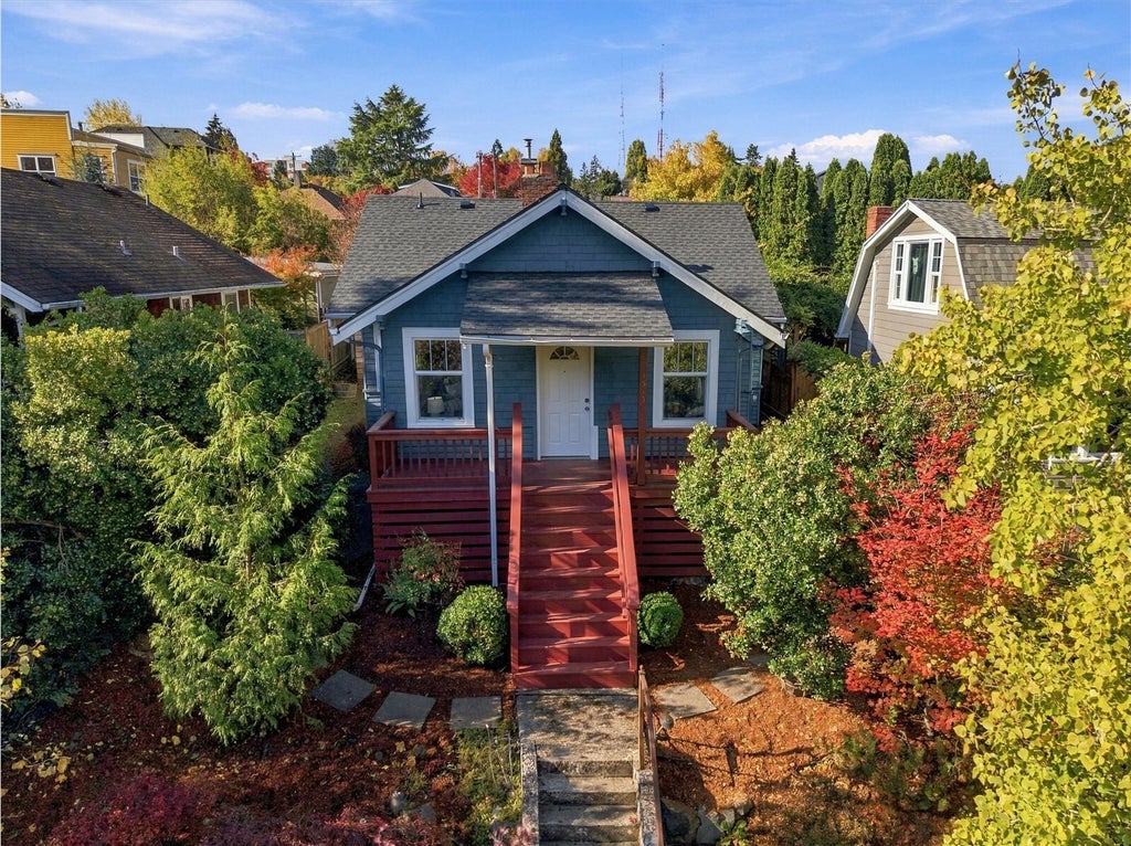 Photo of 1515 Martin Luther King Jr Way, Seattle, WA 98122 (MLS # 2597665)