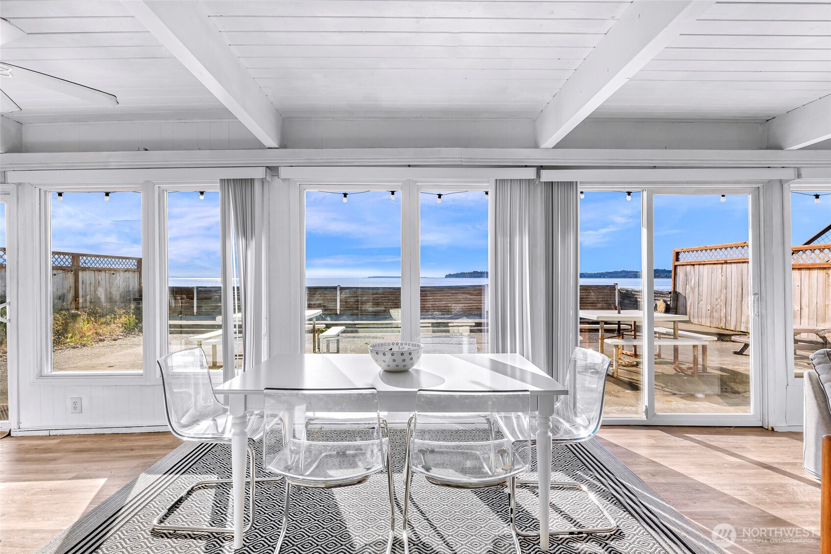 Blaine, Washington 98230, United States, 2 Bedrooms Bedrooms, ,1 BathroomBathrooms,Residential,Active,137424