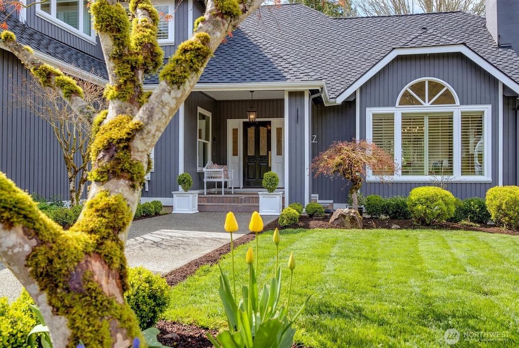 Photo of 14127 205th Avenue NE, Woodinville, WA 98077 (MLS # 2507525)