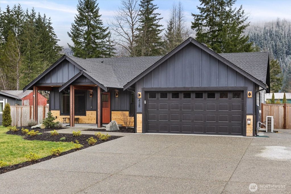 Photo of 428 Trails St St, Darrington, WA 98241 (MLS # 2483524)