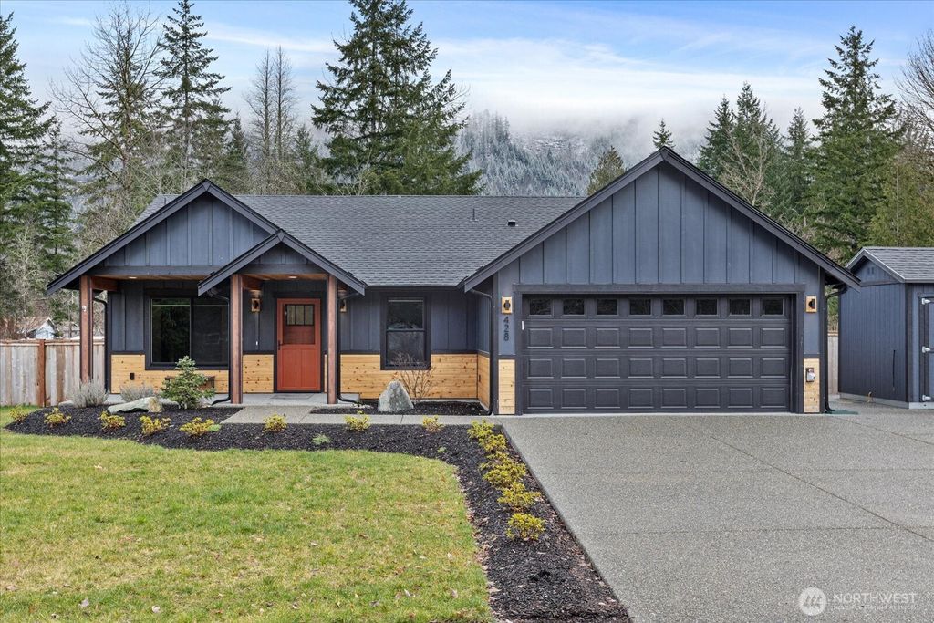 Photo of 428 Trails St St, Darrington, WA 98241 (MLS # 2483524)