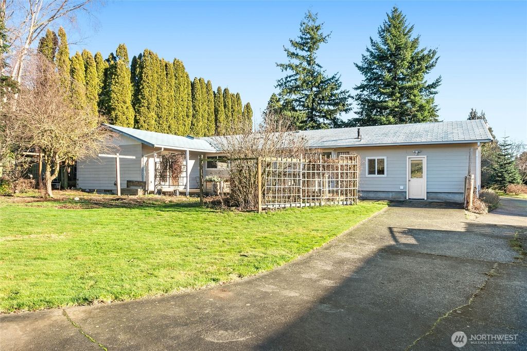 Photo of 5509 Gerard Drive, Bellingham, WA 98226 (MLS # 2474996)