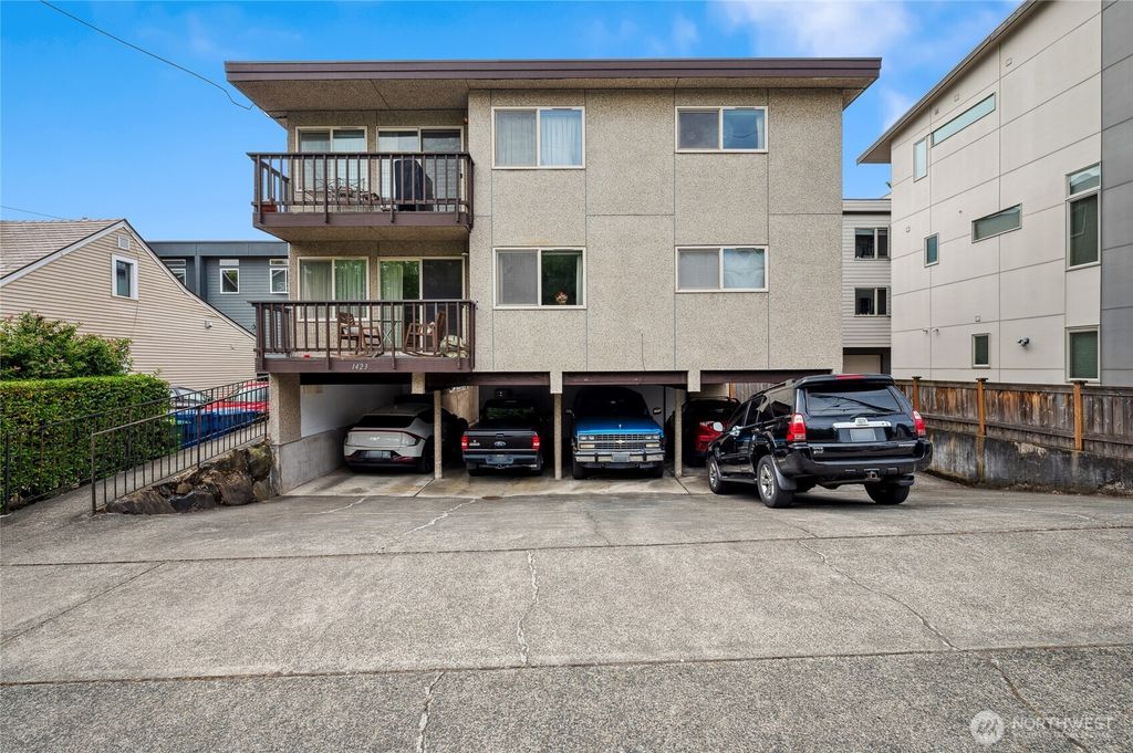 Photo of 1423 NW 60th Street, Seattle, WA 98107 (MLS # 2442315)