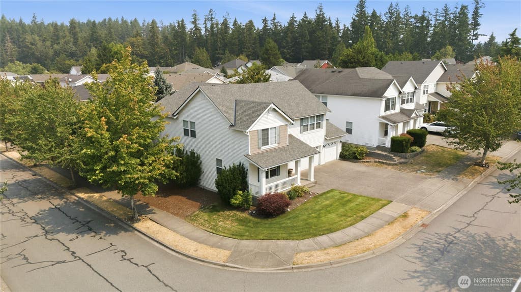Photo of 23404 SE 263rd Street, Maple Valley, WA 98038 (MLS # 2562305)