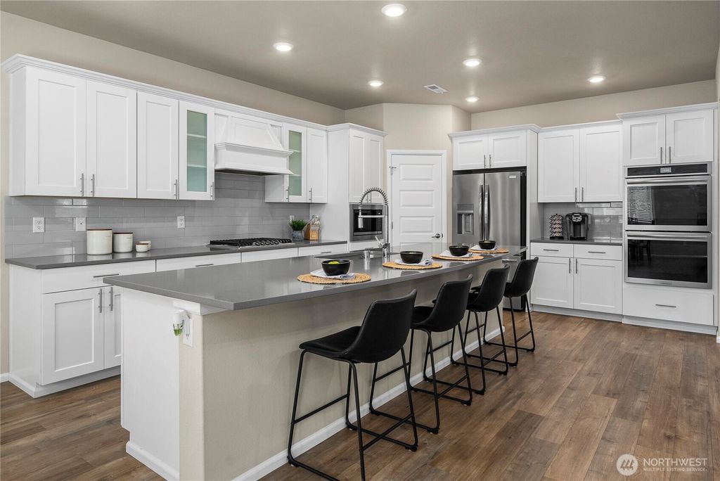 Photo of 30137 219th Place SE, Covington, WA 98042 (MLS # 2378619)