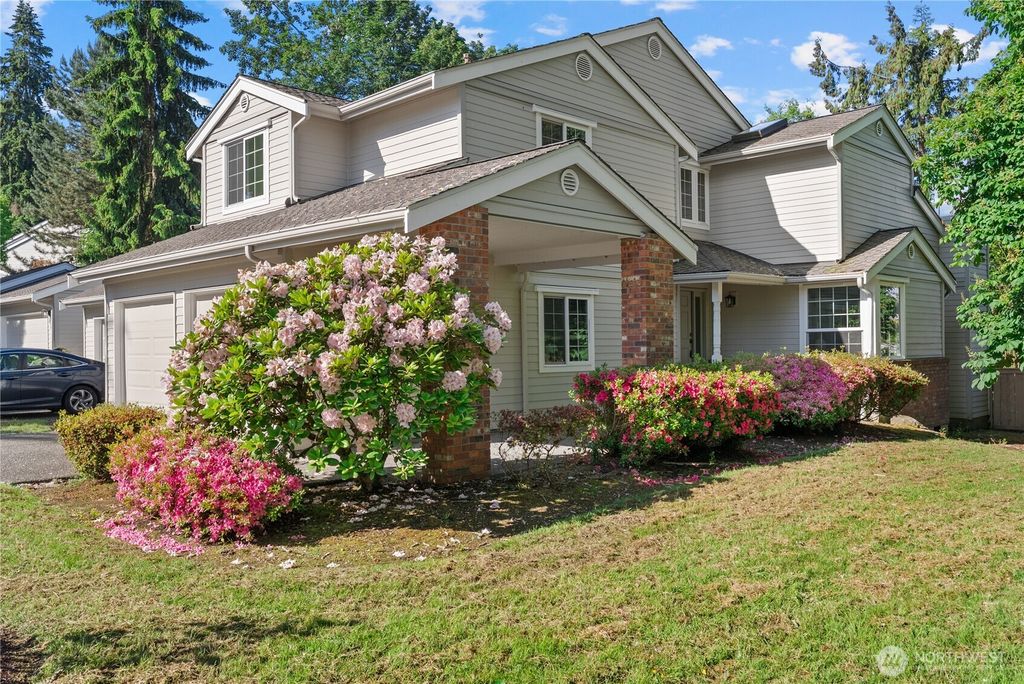 Photo of 231 145th Place SE, Bellevue, WA 98007 (MLS # 2525362)