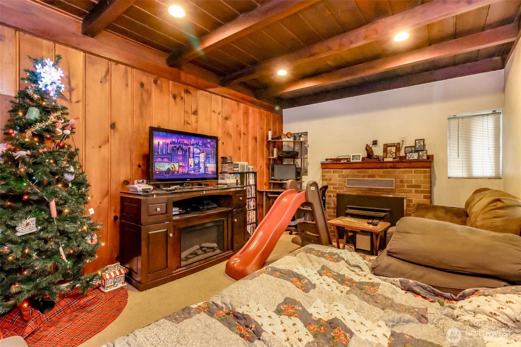 11005 Jovita Boulevard E