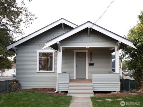 Photo of 917 McKenzie Avenue, Bremerton, WA 98337 (MLS # 2472886)