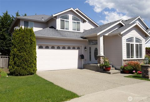 Photo of 11816 SE 240th Place, Kent, WA 98030 (MLS # 2516537)