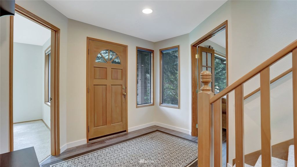 Photo of 5213 NE 23rd Court, Renton, WA 98059 (MLS # 1956895)