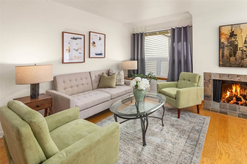 202 W Olympic Place 302