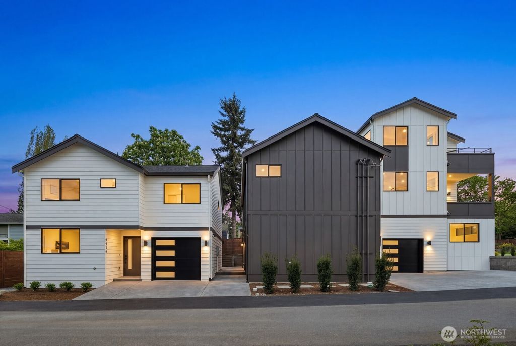 Photo of 9024 Corliss Avenue N #B, Seattle, WA 98103 (MLS # 2517357)