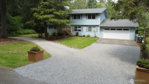 Photo of 7733 Redstart Drive SE, Olympia, WA 98513 (MLS # 2540730)