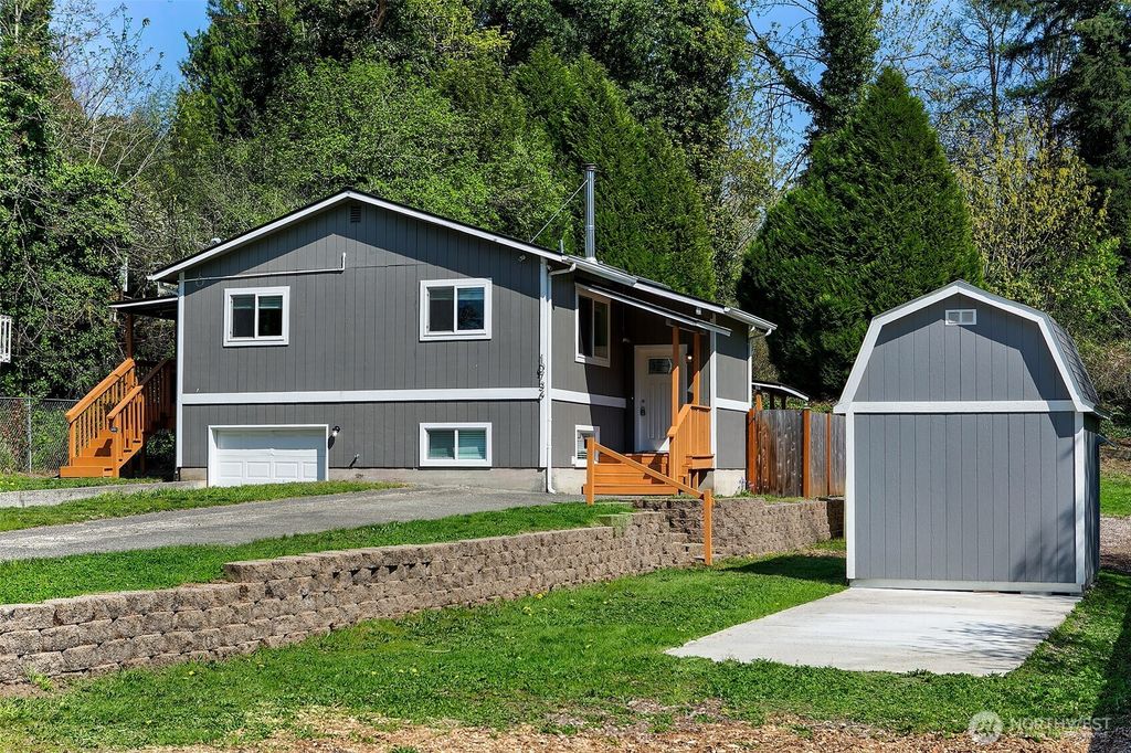 Photo of 10736 57th Avenue S, Seattle, WA 98178 (MLS # 2377046)