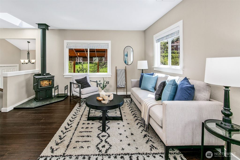 Photo of 10736 57th Avenue S, Seattle, WA 98178 (MLS # 2377046)