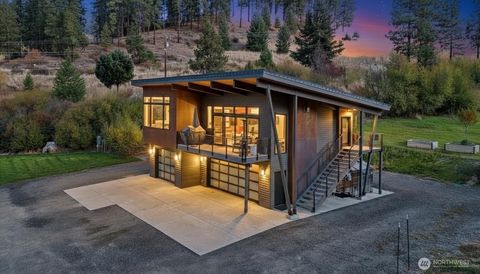 Photo of 10695 Eagle Creek Road, Leavenworth, WA 98826 (MLS # 2496378)