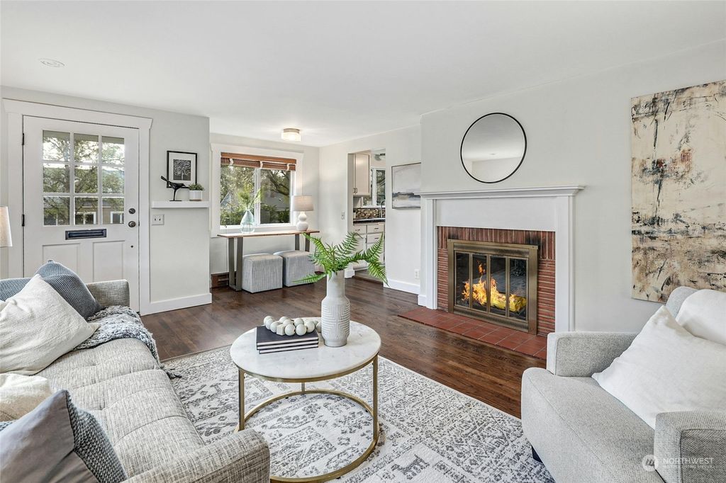 Photo of 3720 NE 74th Place, Seattle, WA 98115 (MLS # 2215817)