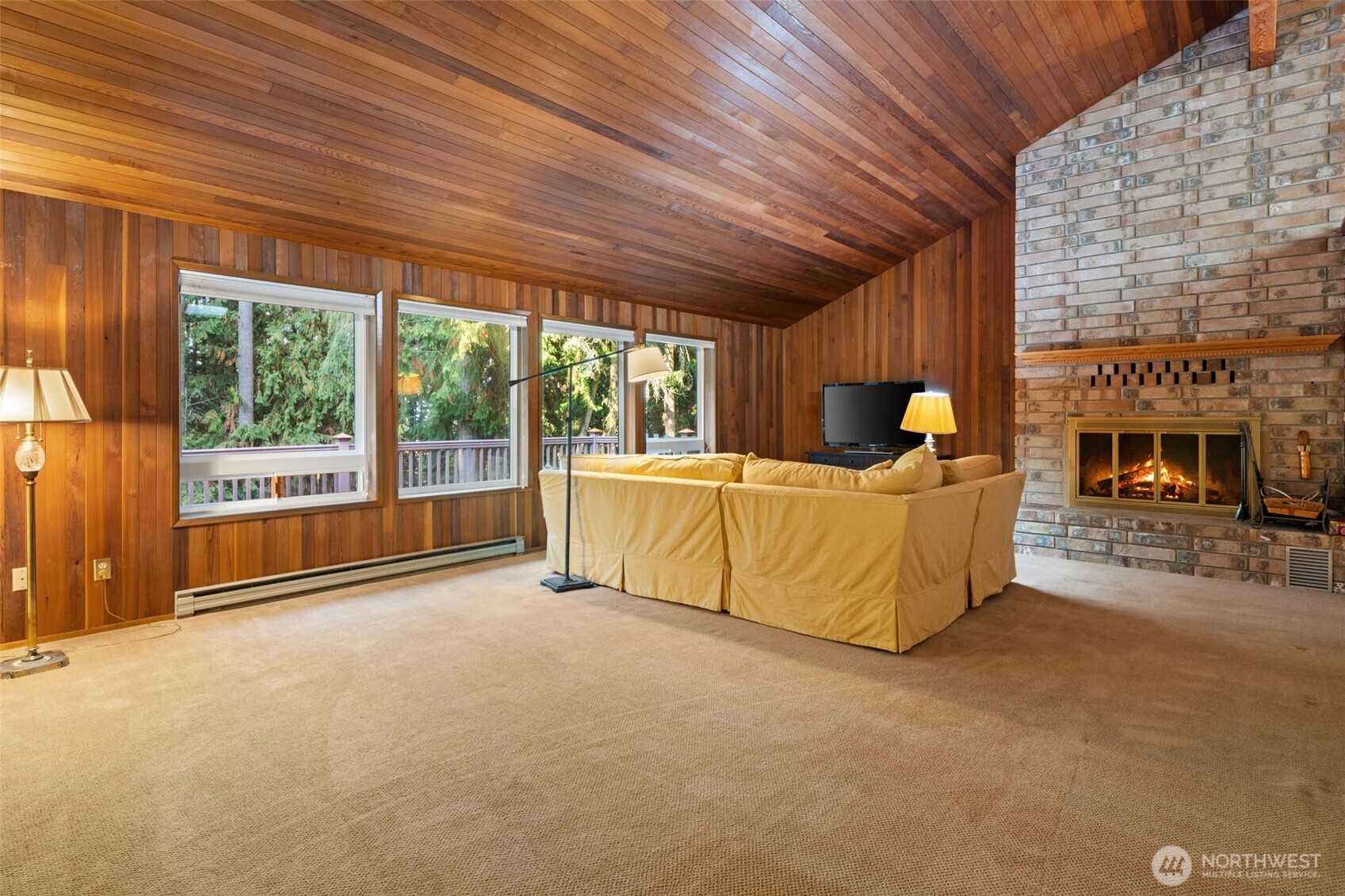 338 Fern Road