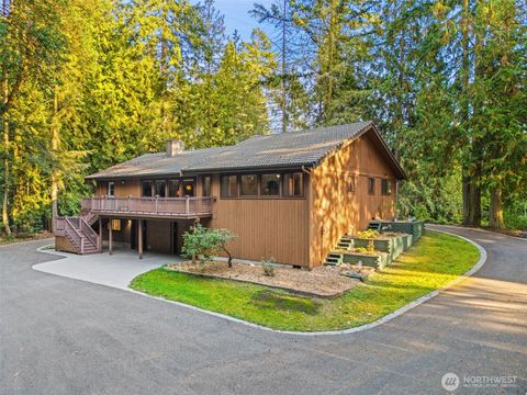 Photo of 338 Fern Road, Port Angeles, WA 98362 (MLS # 2444019)