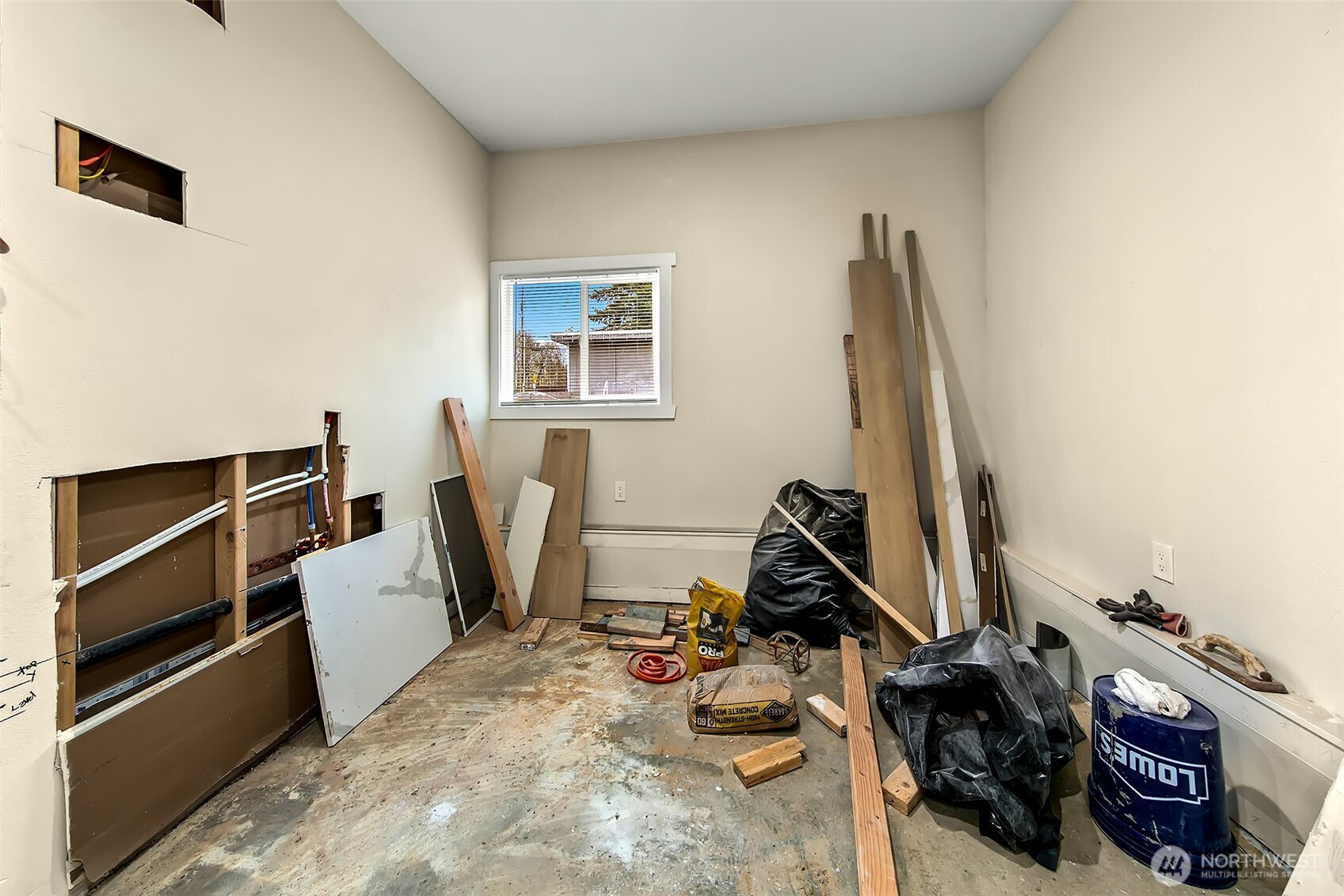 Seattle, Washington 98106, United States, 2 Bedrooms Bedrooms, ,2 BathroomsBathrooms,Residential,Active,221358