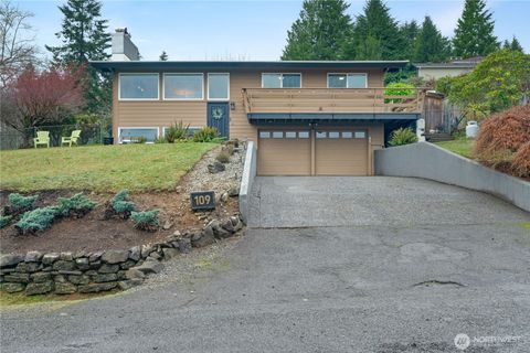 Photo of 109 View Drive, Aberdeen, WA 98520 (MLS # 2461157)