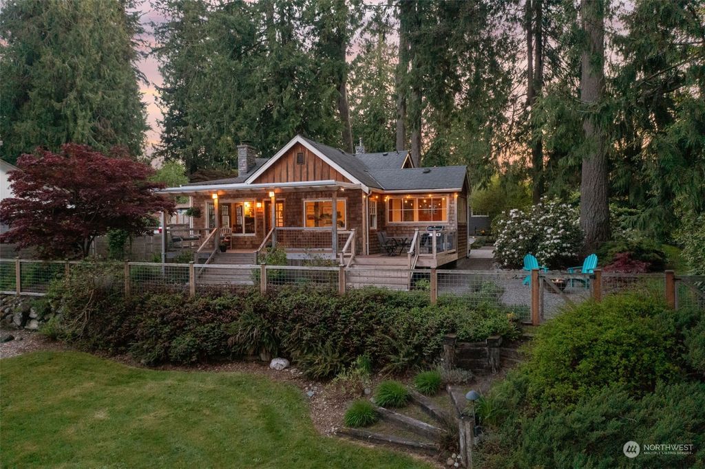 Photo of 14412 196th Avenue SE, Renton, WA 98059 (MLS # 2236823)