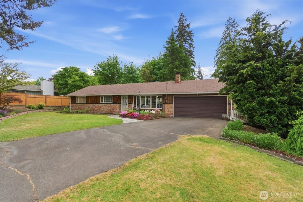 Photo of 304 Wildcat Street SE, Lacey, WA 98503 (MLS # 2523630)