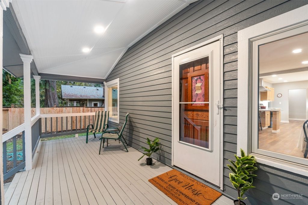 Photo of 18925 276th Avenue SE, Issaquah, WA 98027 (MLS # 2299486)