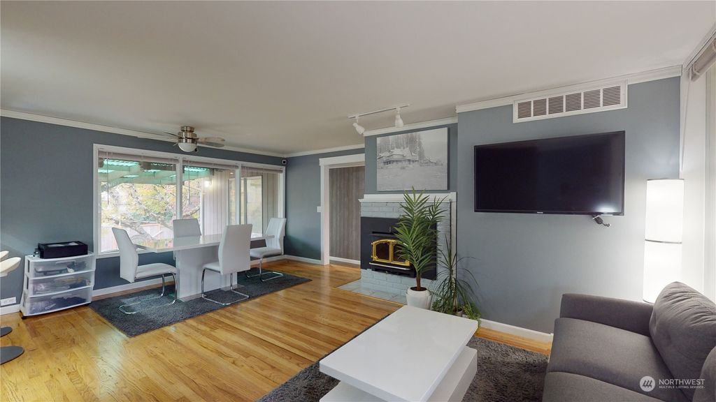 Photo of 19553 4th Avenue S, Des Moines, WA 98148 (MLS # 2169463)